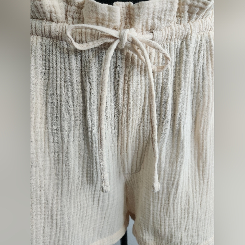 Universal Thread Shorts - Picture 3 of 8